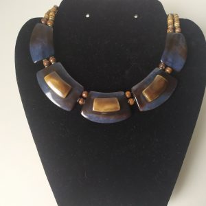 Collier ras-de-cou ethnique (bleu nuit)
