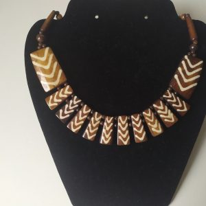 Collier ras-de-cou ethnique-2